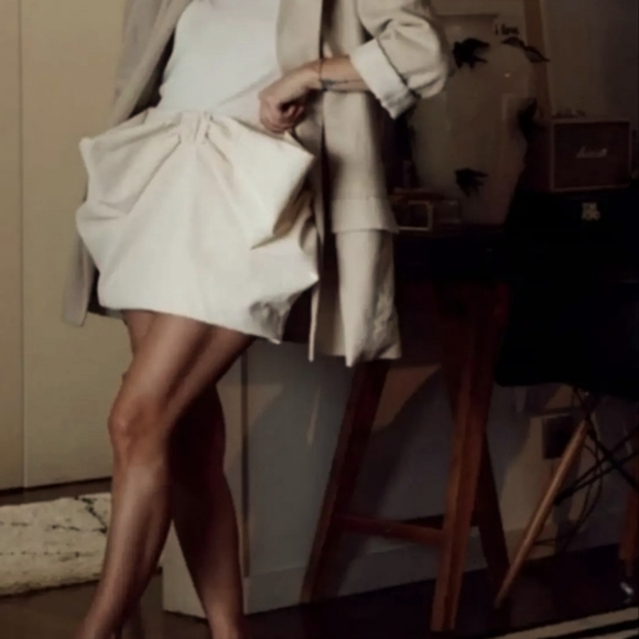 NWT Zara Voluminous Mini Skirt with Bow Detail, Size M - Picture 7 of 13